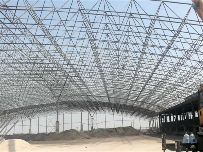 桂林钢厂料仓网架工程